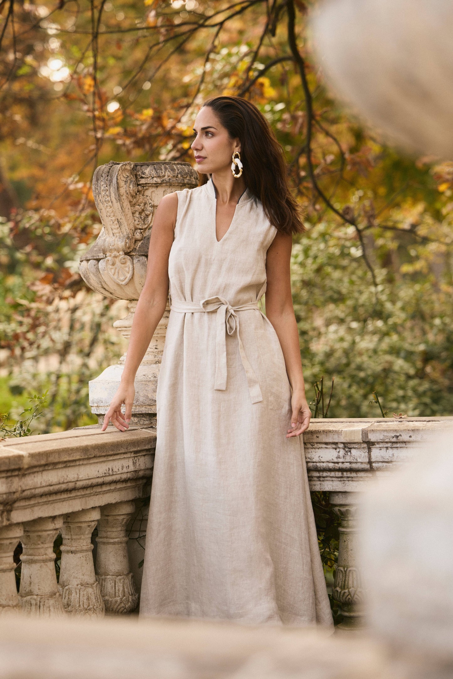 Sleeveless Tie-V Neck Linen Dress